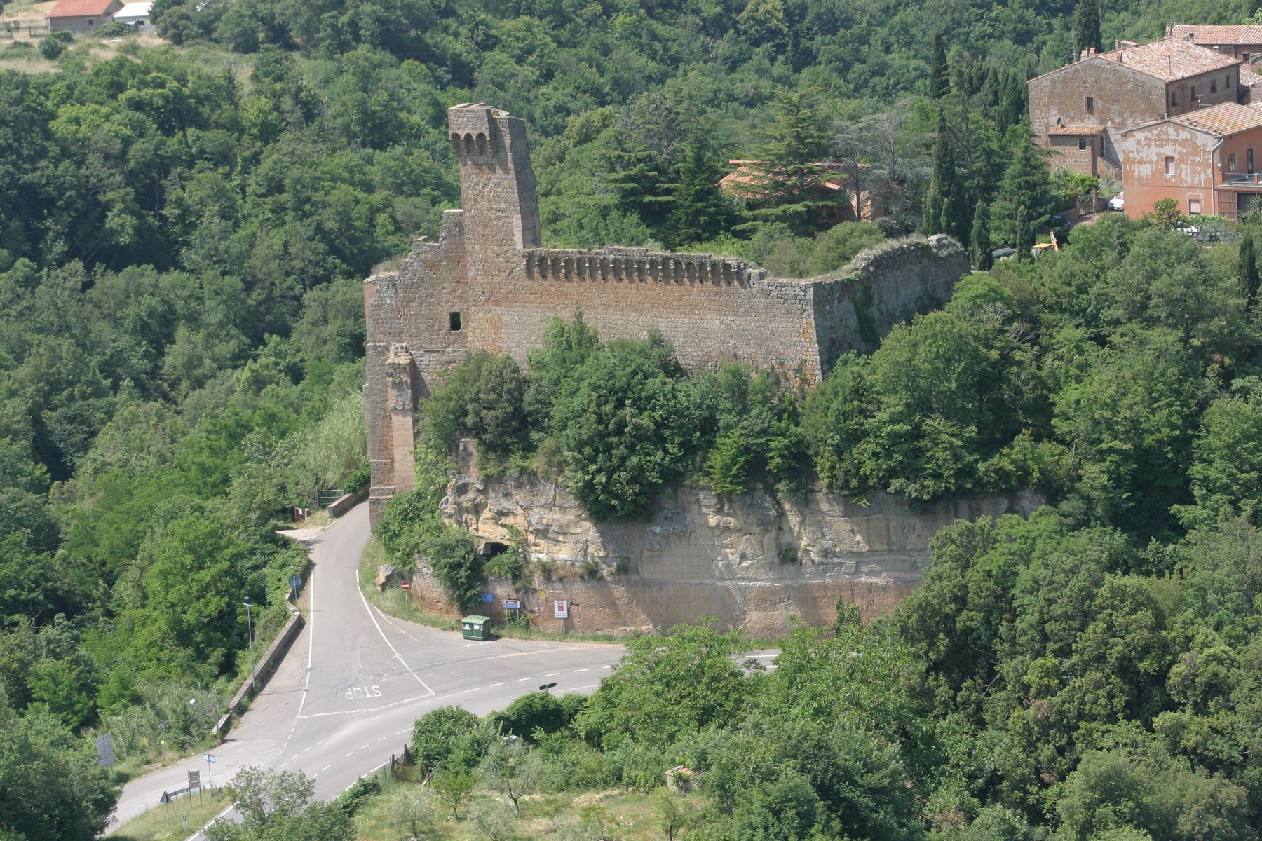 Rocca di Sovana vista aerea